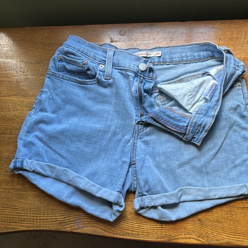 Levi’s Women's Denim Shorts 29